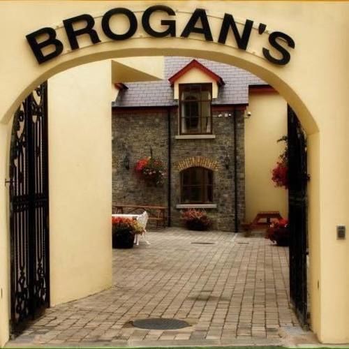 Brogans Bar & Hotel Trim Εξωτερικό φωτογραφία